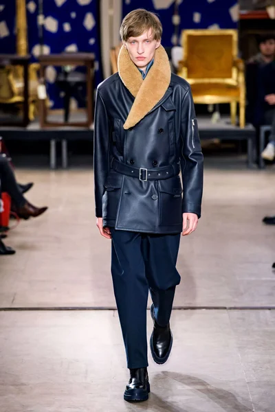 Look 36